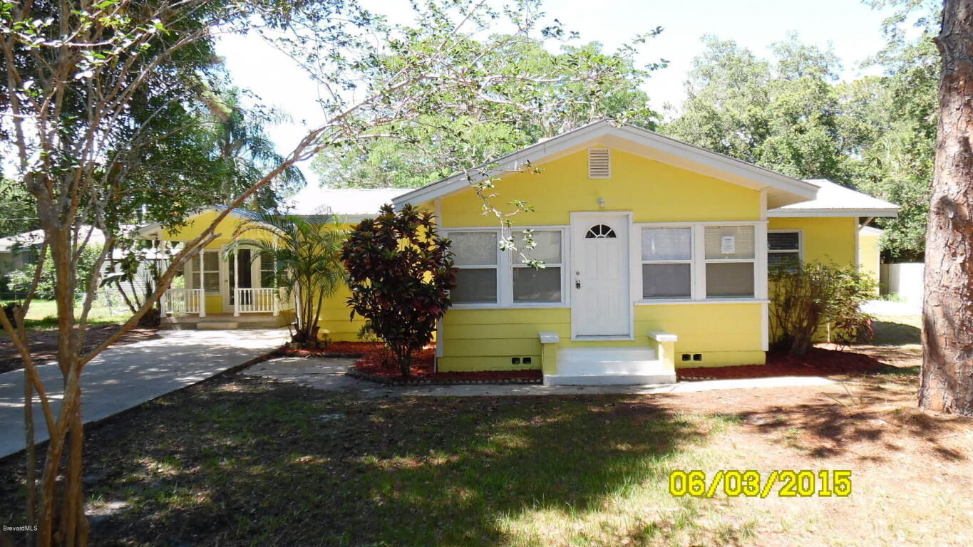 Property Photo:  2402 Granger Road  FL 32926 