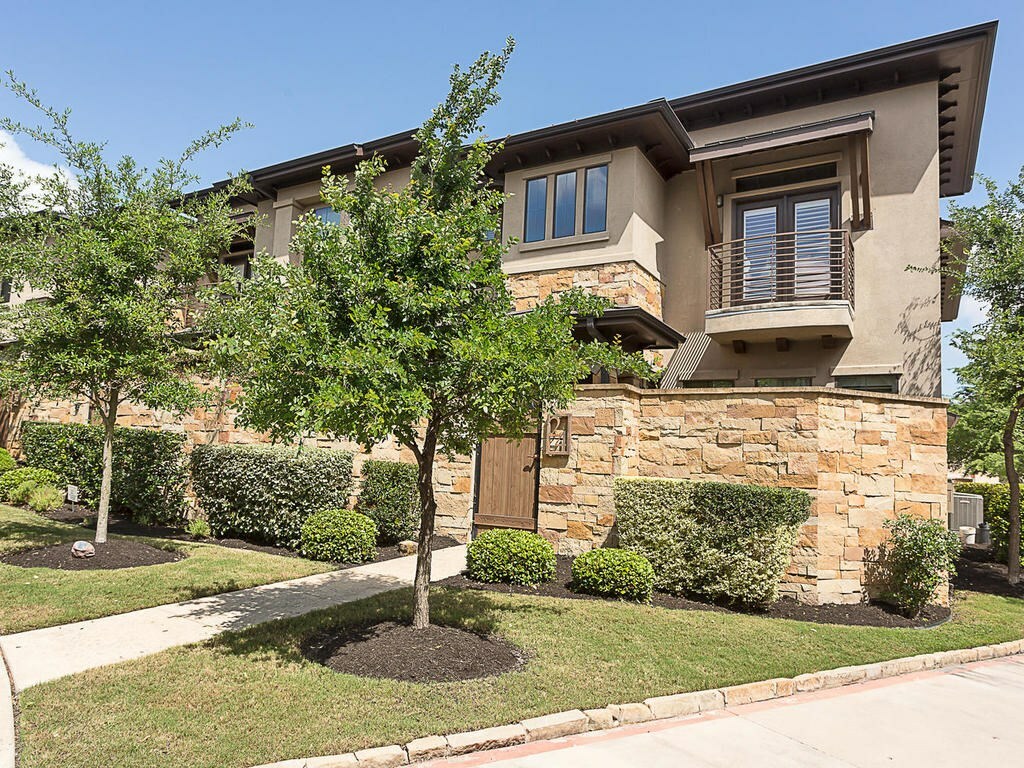 Property Photo: 6533 E Hill Drive 24 TX 78731