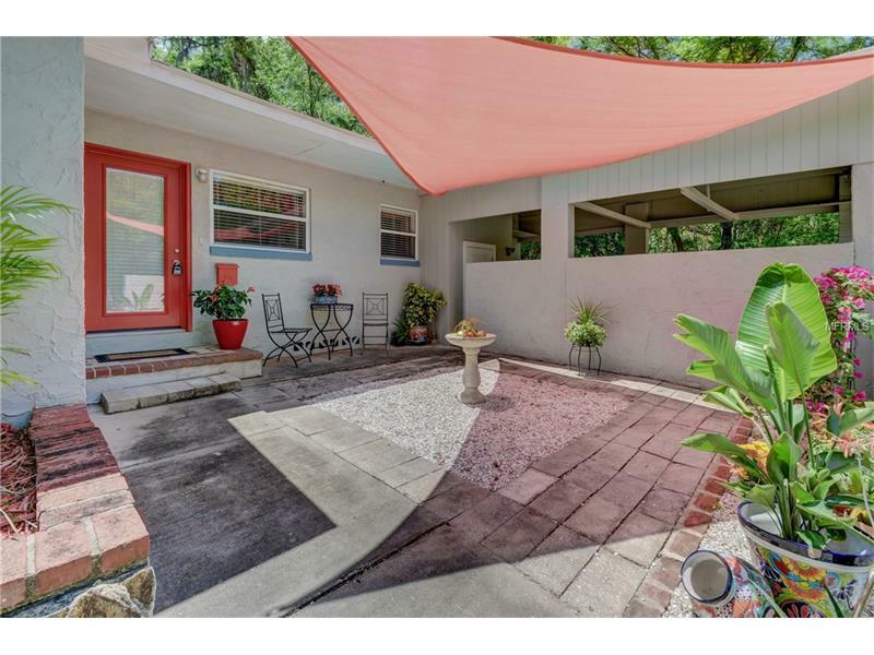 Property Photo:  402 W University Avenue  FL 32720 