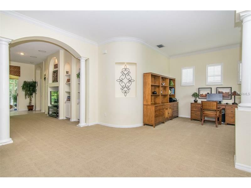 Property Photo:  14607 Coral Berry Drive  FL 33626 