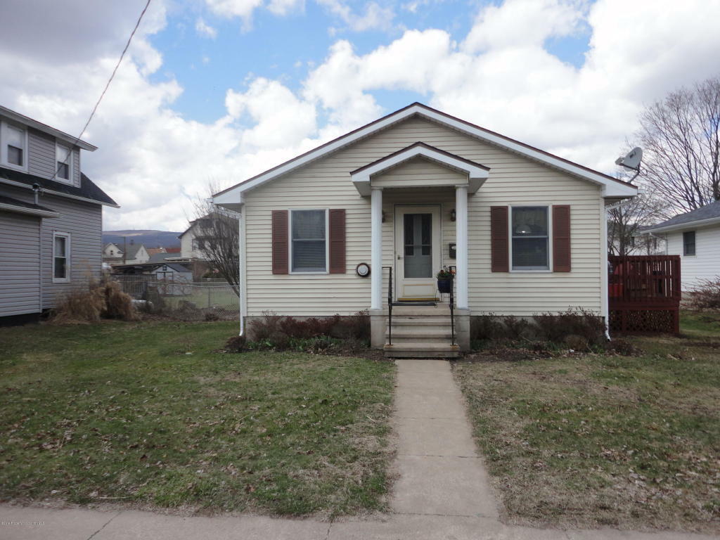 2335 Shawnee Avenue  Scranton PA 18509 photo