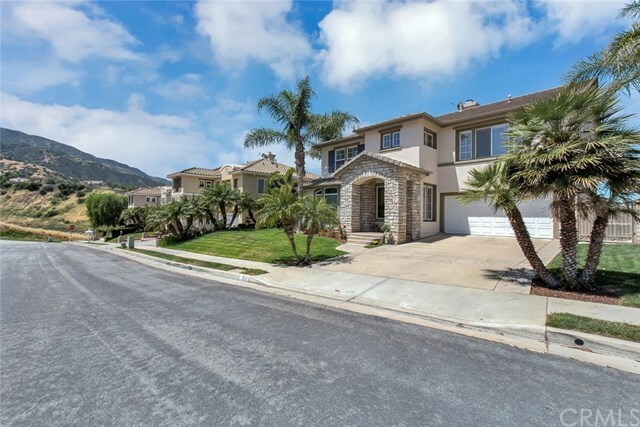 Property Photo:  960 Manor Way  CA 92882 