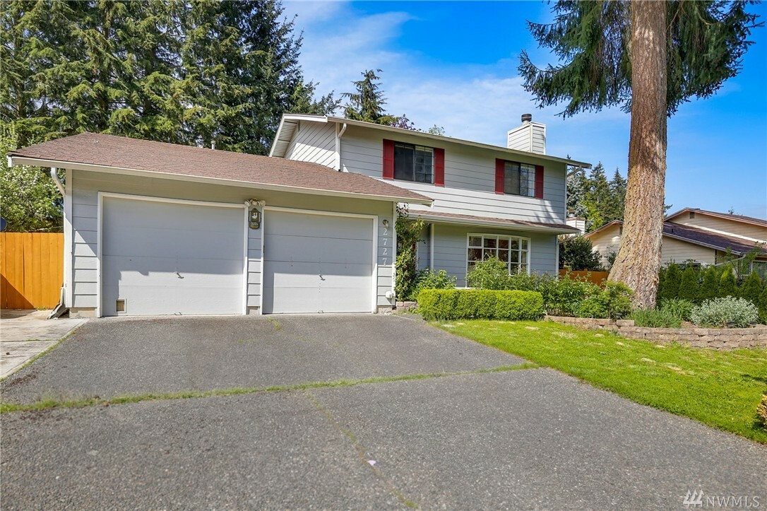 Property Photo:  2727 168th St SE  WA 98012 