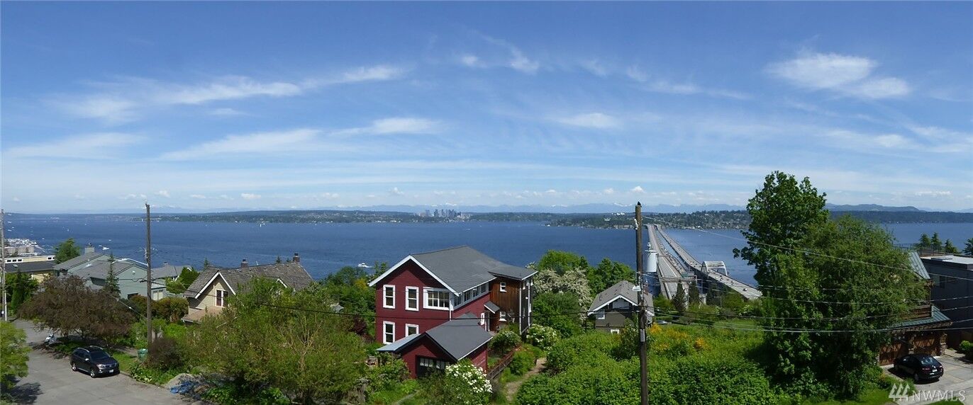 Property Photo:  1365  33rd Avenue S  WA 98144 