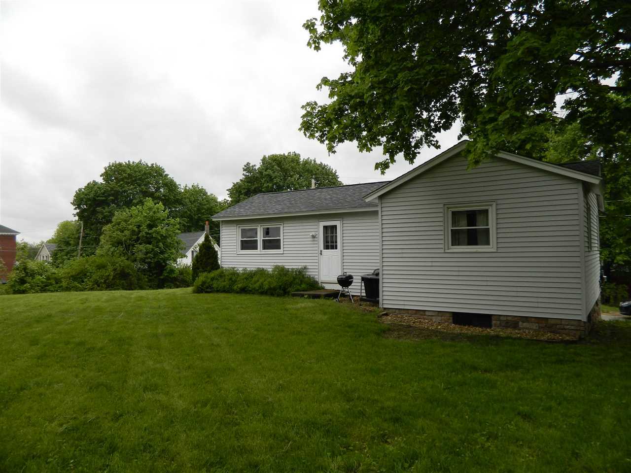 Property Photo:  5 Simpson Avenue  NH 03275 