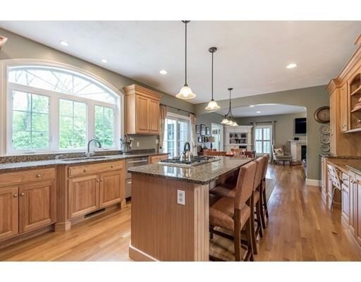 Property Photo: 612 Salem Street MA 01845