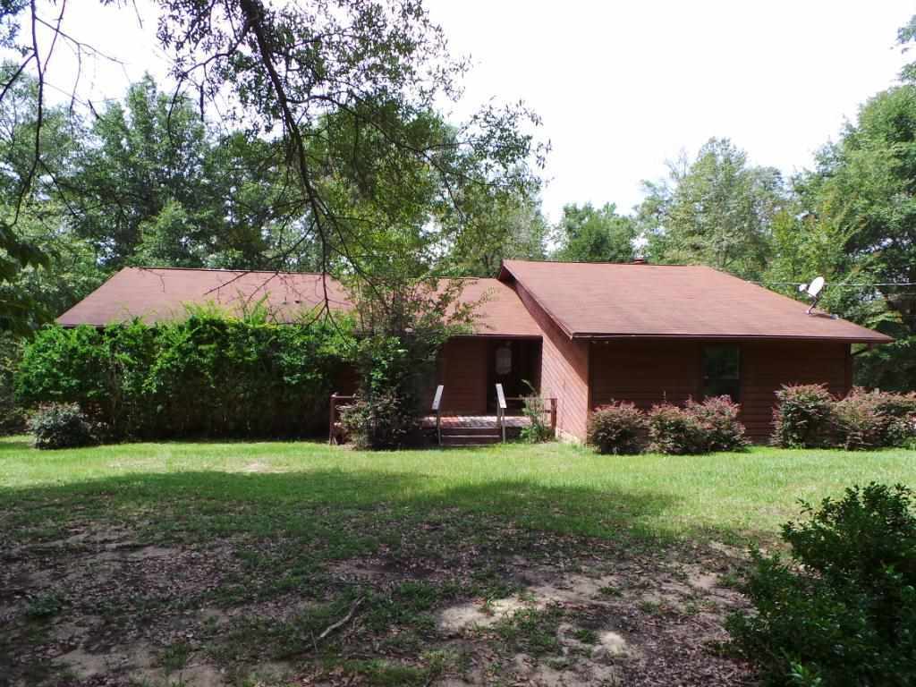 Property Photo:  7438 Pine Lake Dr  FL 32570 