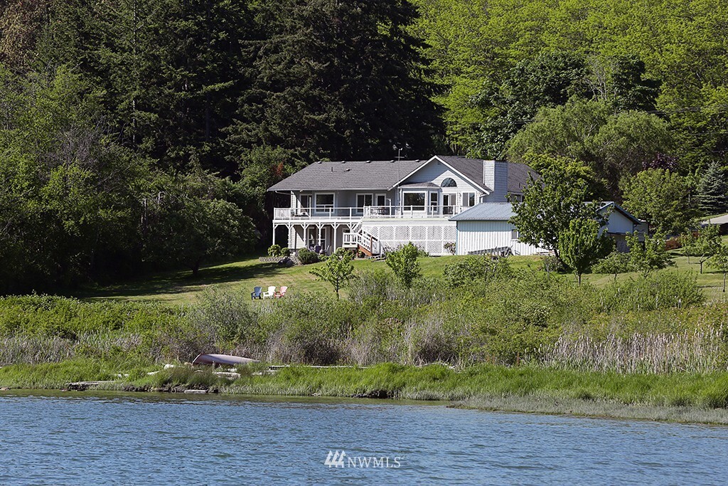 Property Photo:  7786 Cultus Bay Road  WA 98236 