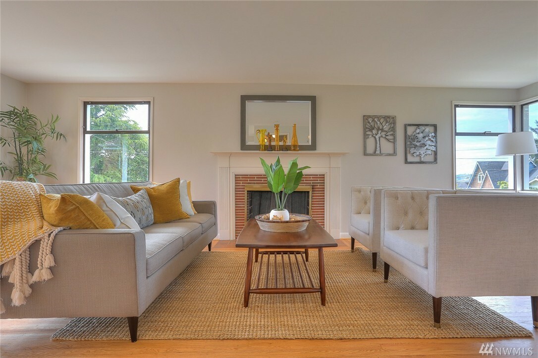 Property Photo: 7502 19th Ave NW WA 98117