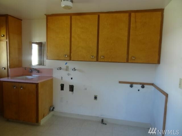 Property Photo:  702 Harman Wy S  WA 98360 