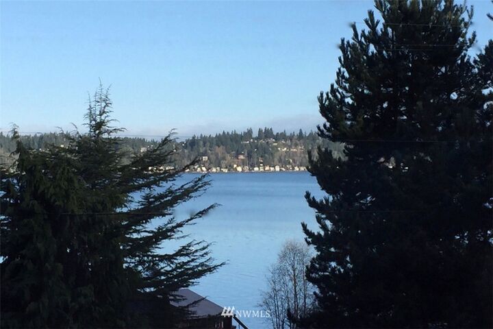 1616 E Lake Sammamish Place SE  Sammamish WA 98075 photo