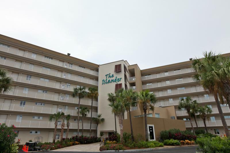 Property Photo:  502 Gulf Shore Drive Unit 214  FL 32541 