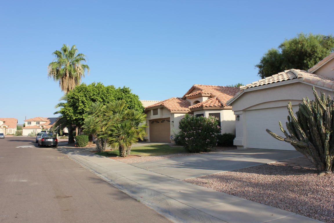 Property Photo:  1256 W Myrna Lane  AZ 85284 