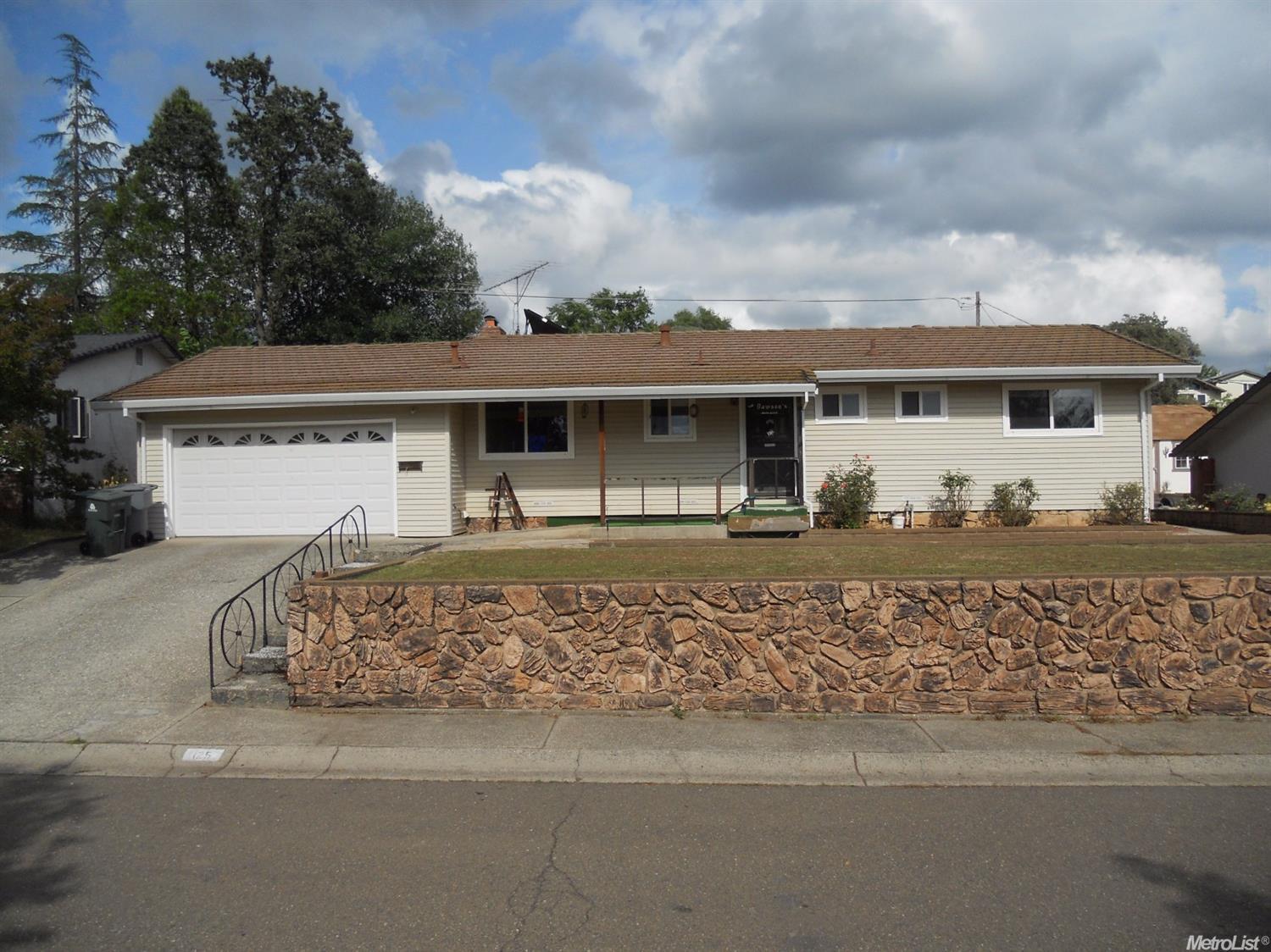 Property Photo: 125 Ginger Drive CA 95603