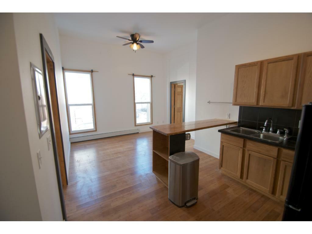 Property Photo:  25 E 26th Street 2  MN 55404 