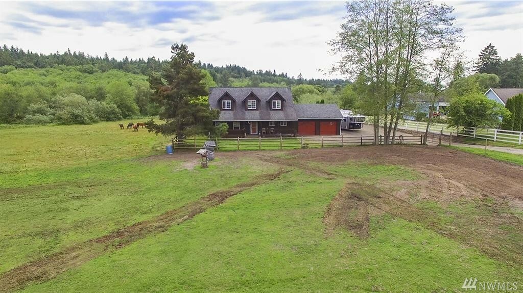 Property Photo:  6178 SE Sedgwick Rd  WA 98366 