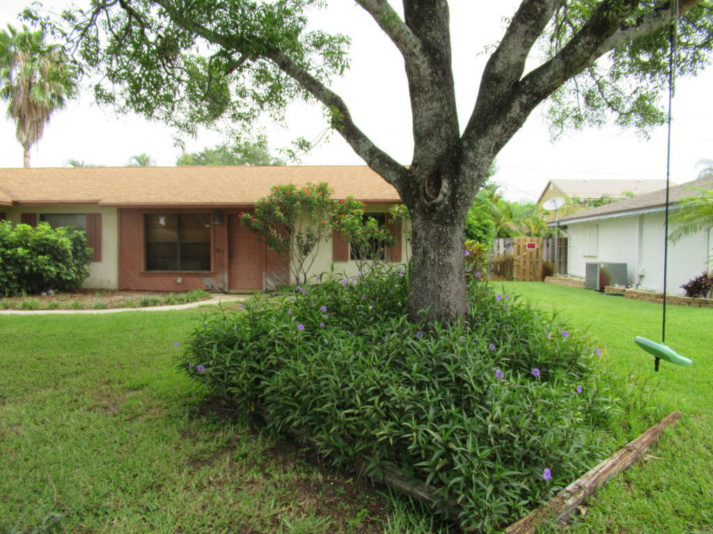 Property Photo:  3905 Edgar Avenue  FL 33436 