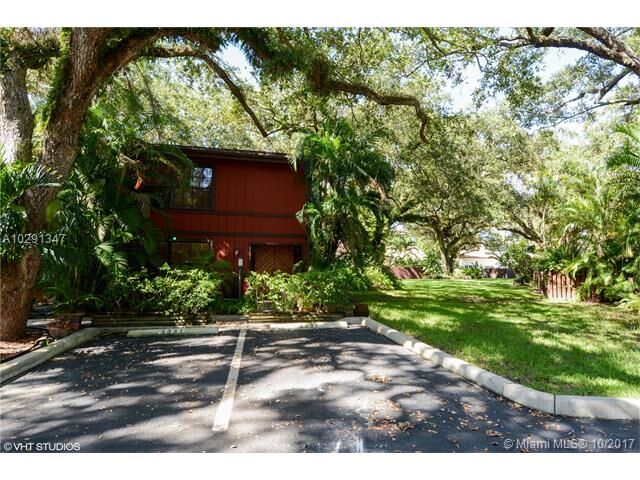 Property Photo:  3331 Forrest Dr 3331  FL 33021 