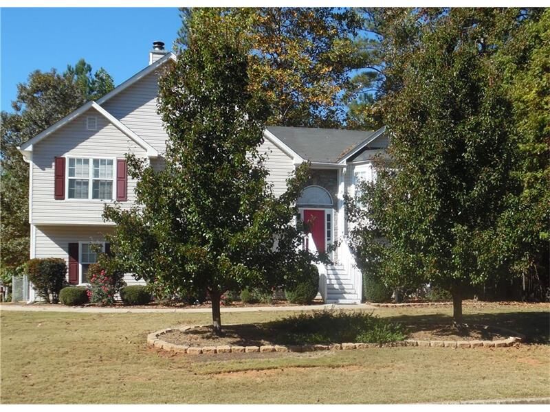 Property Photo: 18 Paradise Trail 30134