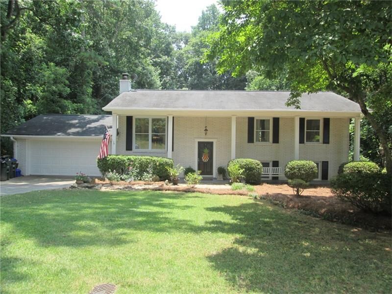 Property Photo:  4150 Admiral Drive   30341 