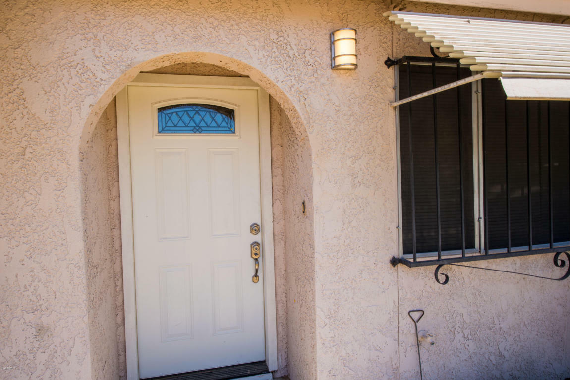 Property Photo:  10234 N 97th Drive B  AZ 85345 