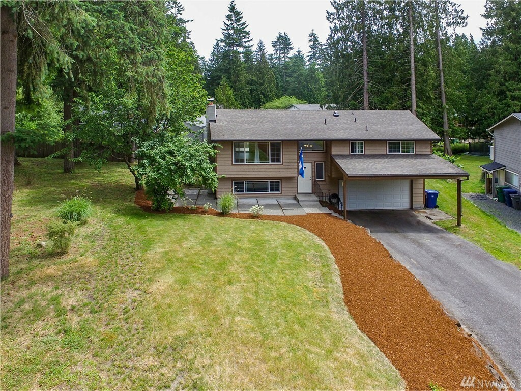 Property Photo:  13803 Meridian Place W  WA 98208 