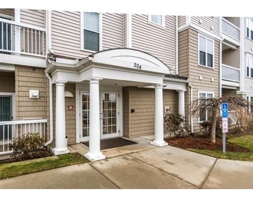 Property Photo:  204 Clocktower Drive 6207  MA 02452 