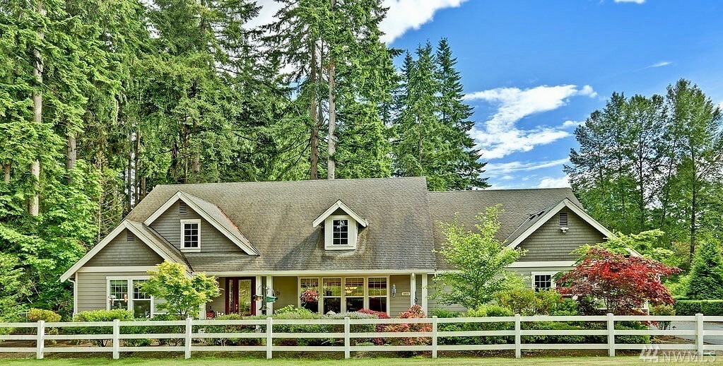 Property Photo:  6518 128th Ave NE  WA 98033 