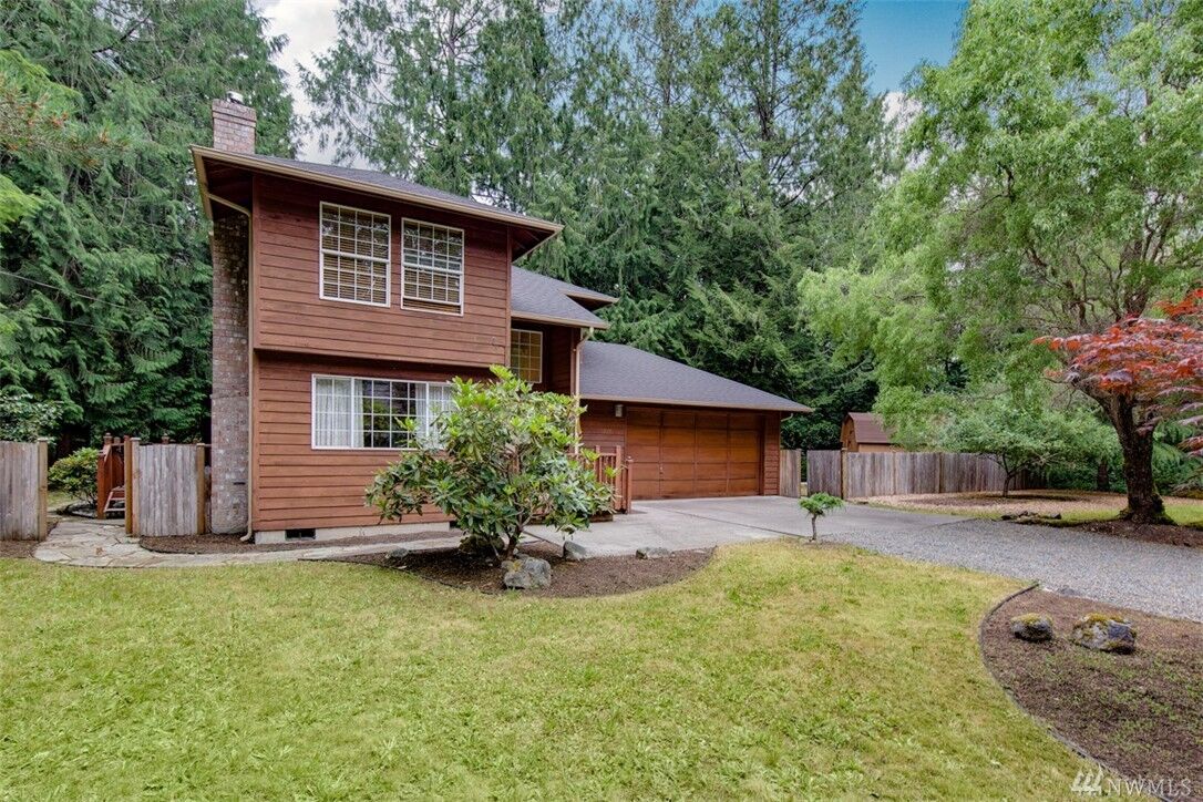 Property Photo:  5777 NE Foster Rd  WA 98110 