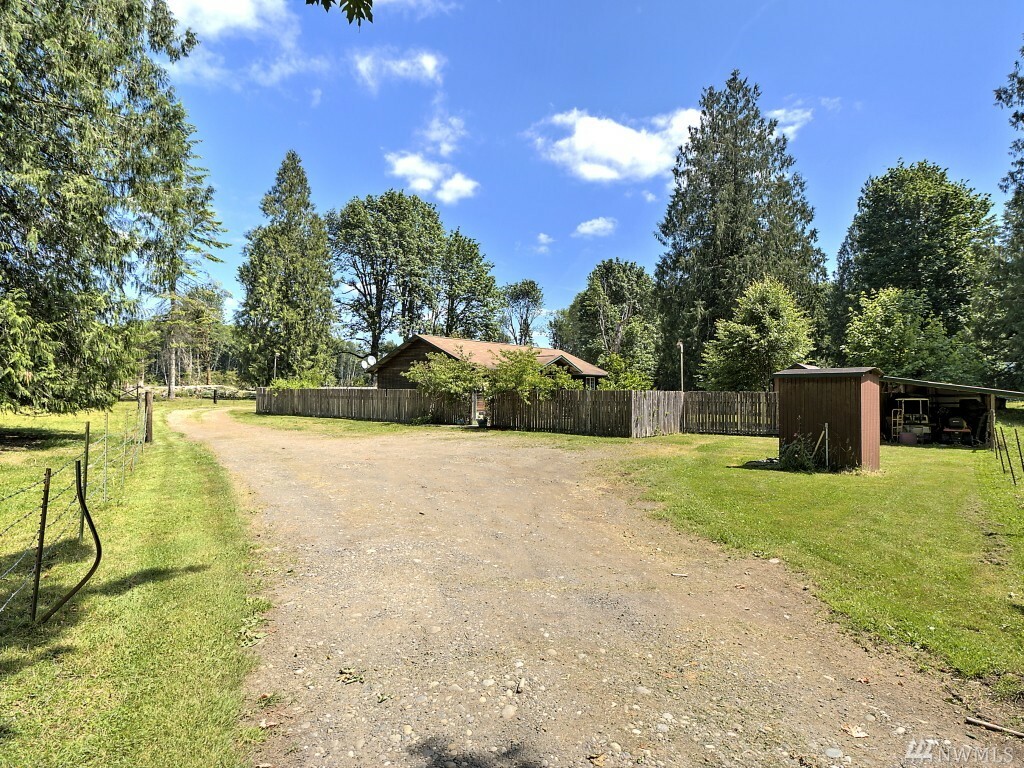 Property Photo:  580 W Maple Rock Rd  WA 98560 