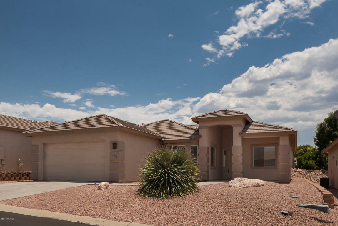 Property Photo: 4945 E Nighthawk Drive AZ 86325
