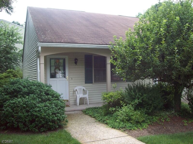 Property Photo: 68 Carriage Ln NJ 07871