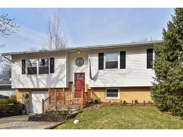 Property Photo: 6856 Hawthorne Lane IL 60133