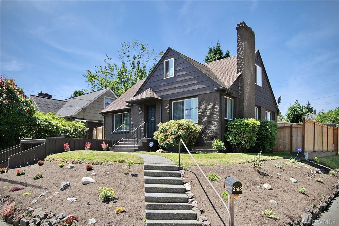 Property Photo:  3518 N Verde St  WA 98407 