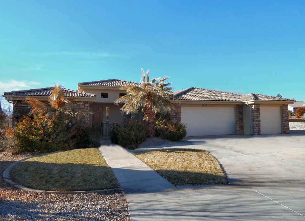 Property Photo:  1475 W Jones Cir  UT 84790 