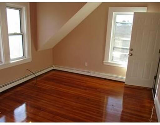 Property Photo:  7 Ruthven Terr 2  MA 01902 