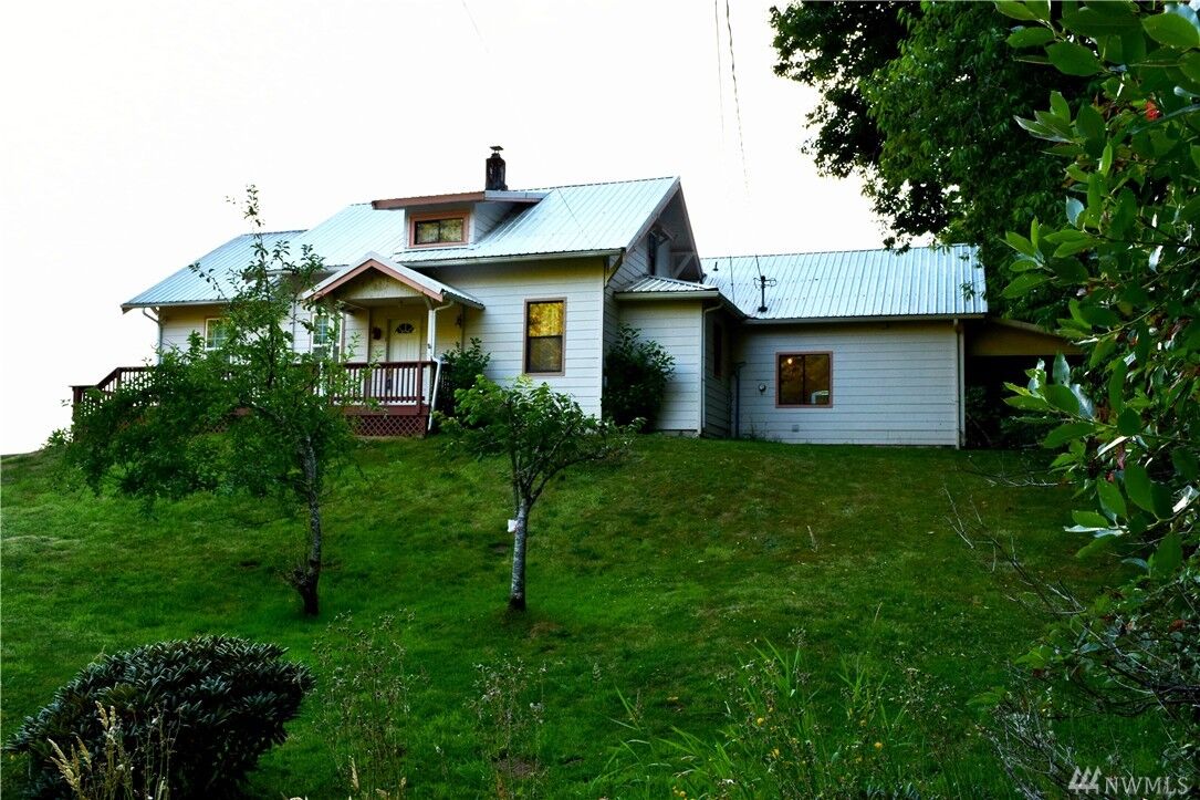 Property Photo: 239 Aberdeen Gardens Rd WA 98520