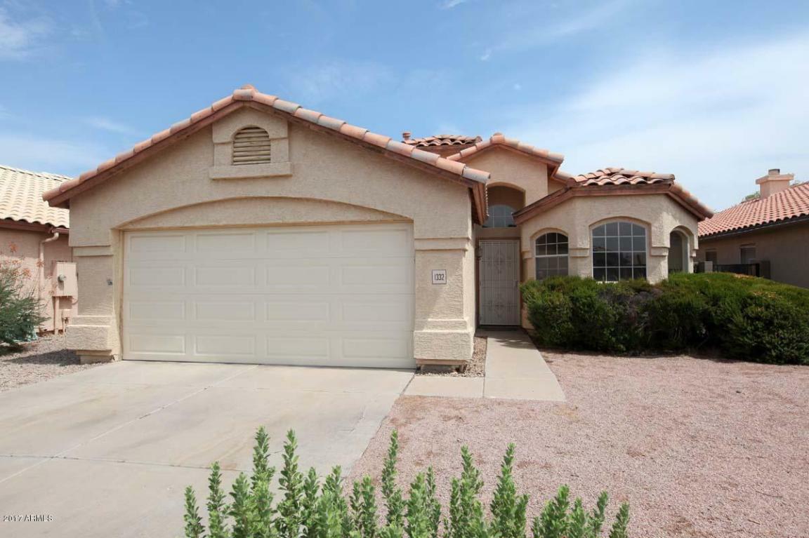 Property Photo: 1332 E Century Avenue AZ 85296