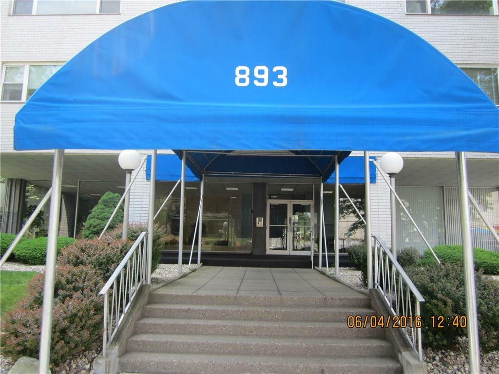 Property Photo:  893 Farmington Avenue 2 1-E  CT 06117 