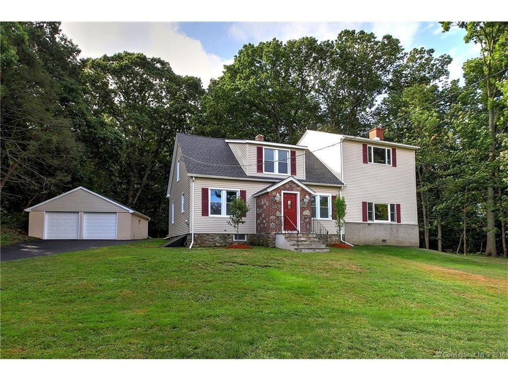 Property Photo:  