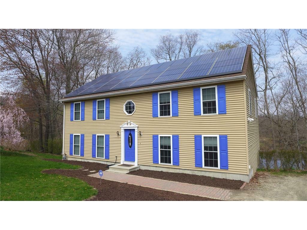 Property Photo:  355 Asylum Street  CT 06360 
