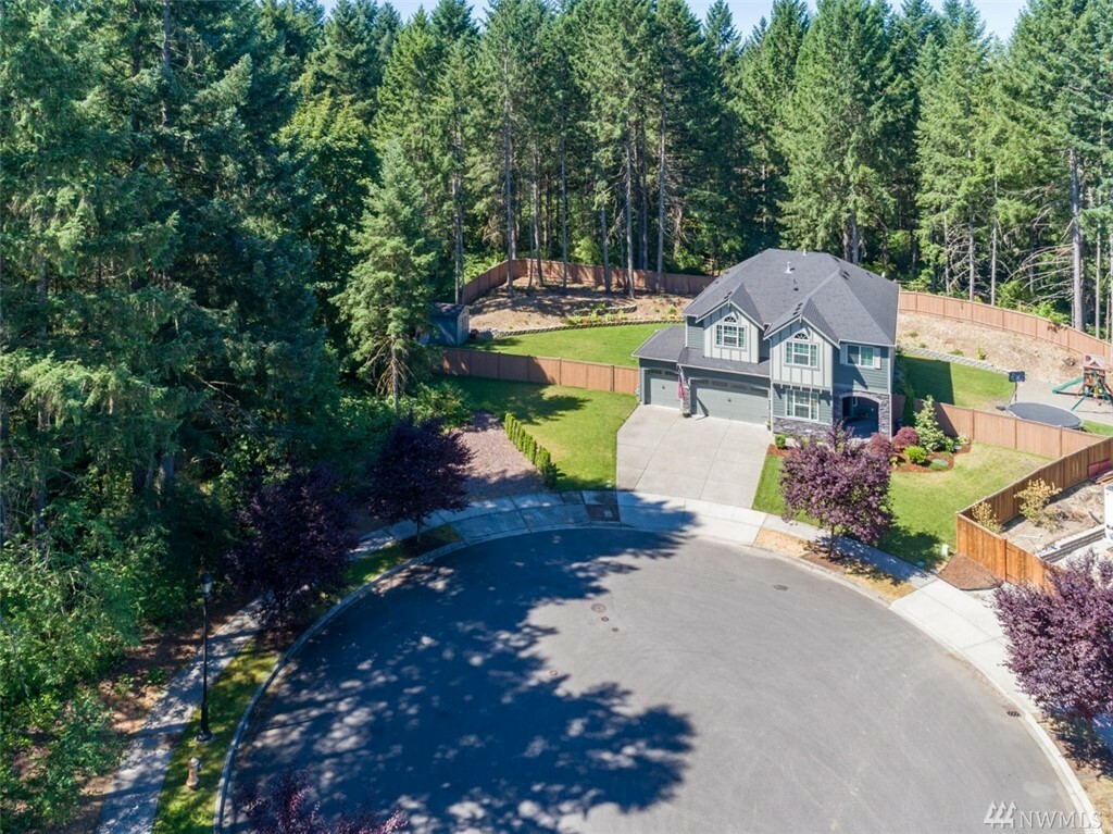 Property Photo:  3845 Lanier Court SE  WA 98503 