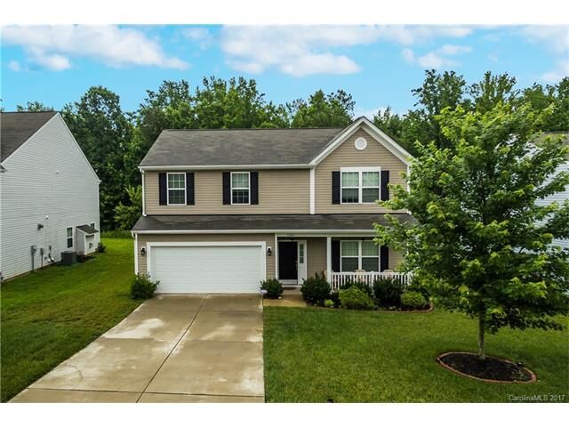 Property Photo: 1661 Beleek Ridge Lane 266 SC 29710