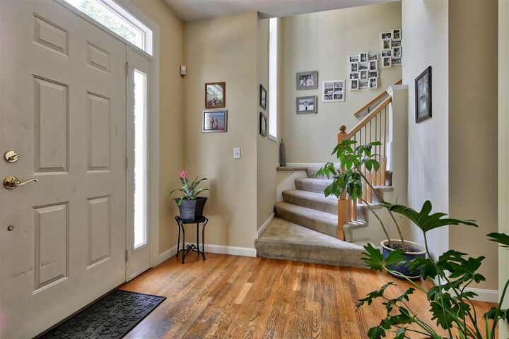 Property Photo:  39 Barnside Drive  NH 03110 