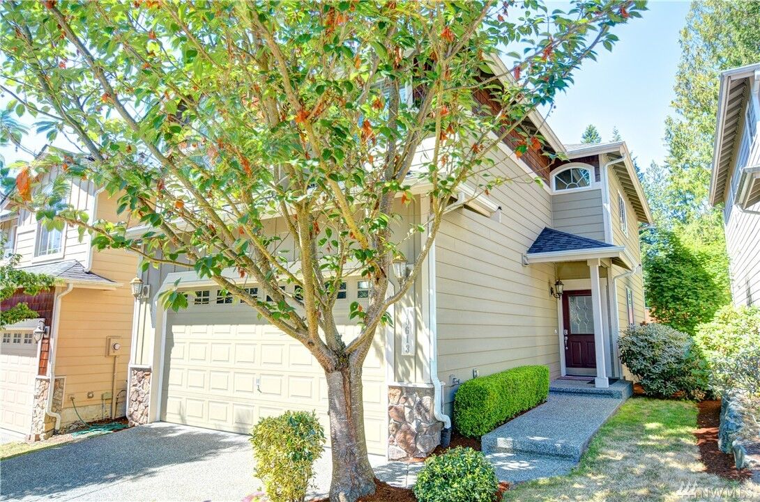 Property Photo: 10613 18th Place SE 16 WA 98258