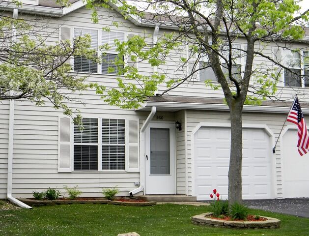 Property Photo:  560 Normandie Lane 560  IL 60073 