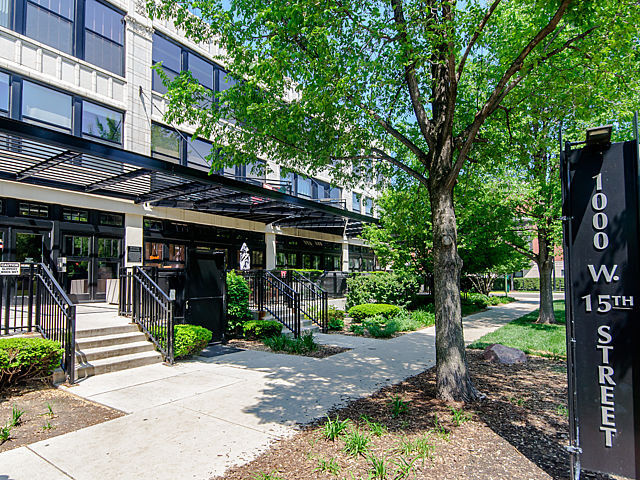 Property Photo:  1000 W 15th Street 233  IL 60608 