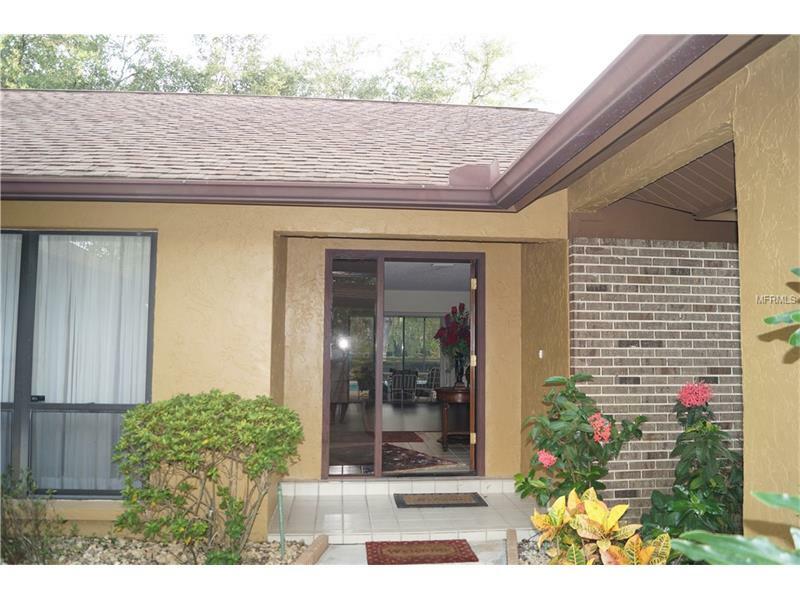 Property Photo:  5703 Ainsworth Court W  FL 33647 