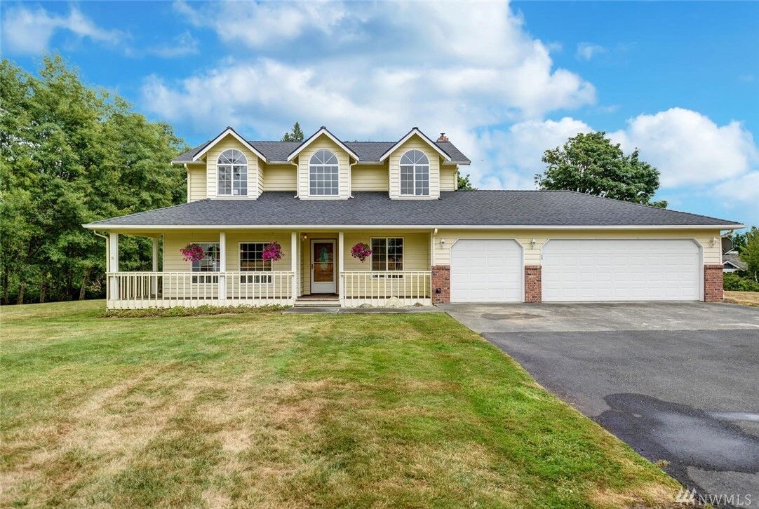 Property Photo: 15821 91st Ave SE WA 98296