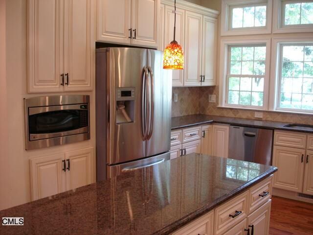 Property Photo:  168 Riverview Circle  CT 06824 